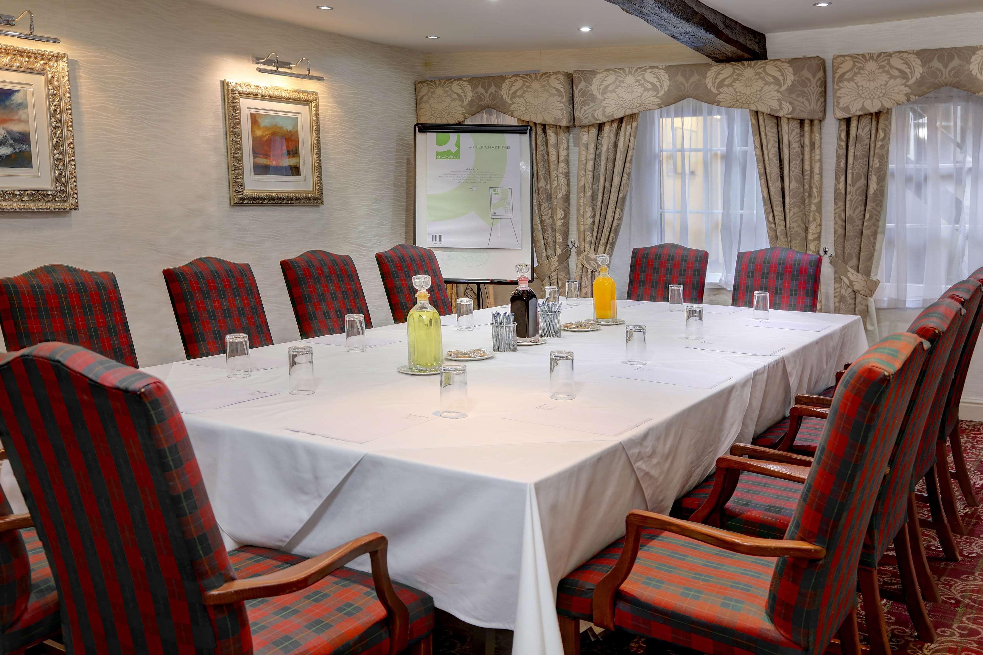 פנרית' The George Hotel עסק תמונה